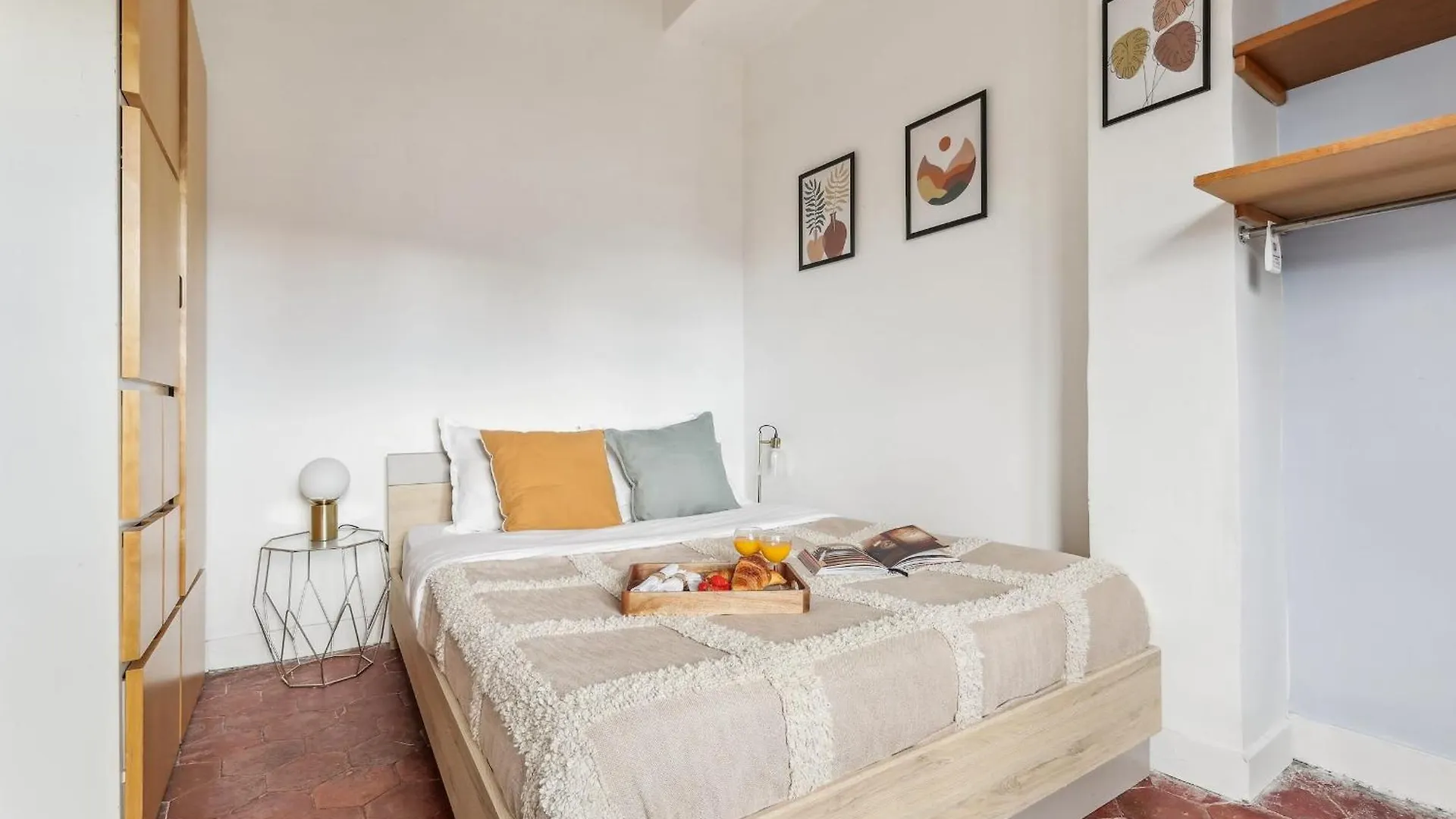 Latin 1br Or 2br Cozy Apartment
